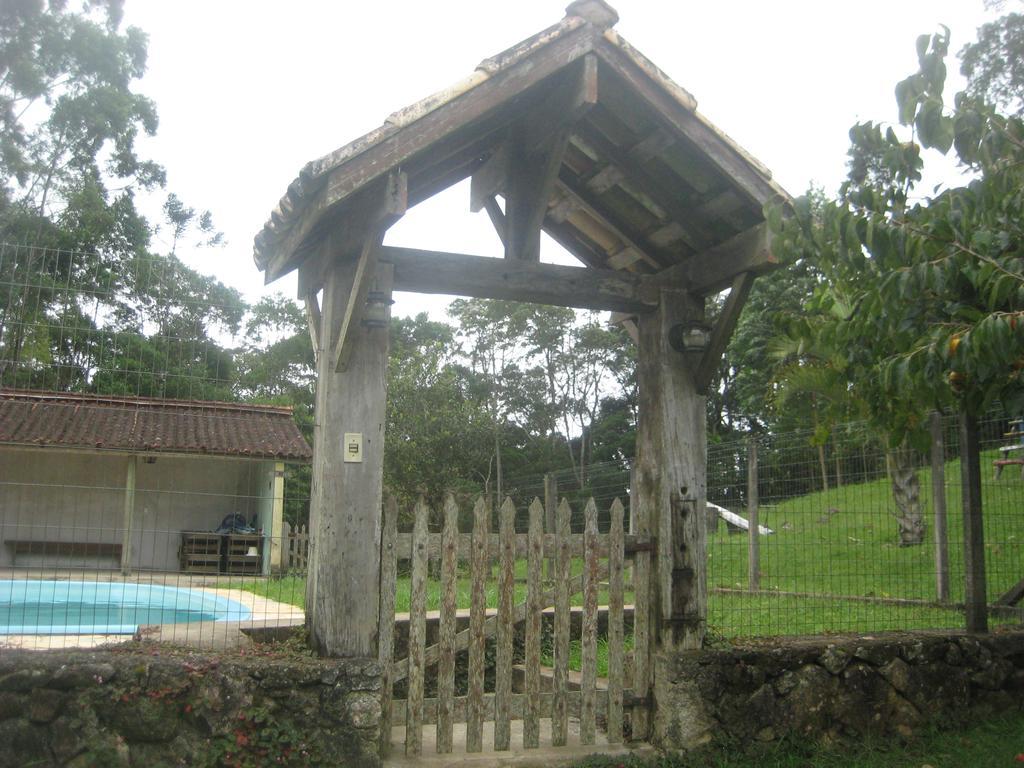 Pousada Recanto Dos Pinheiros Pilar do Sul Extérieur photo